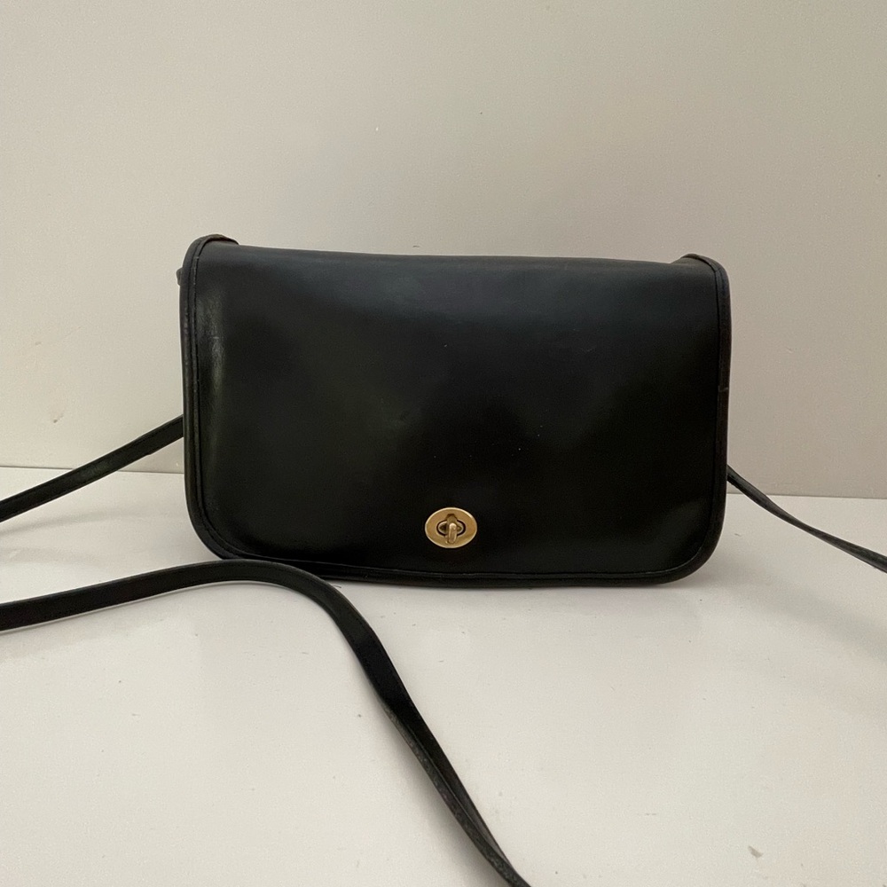 Vintage coach dinky purse